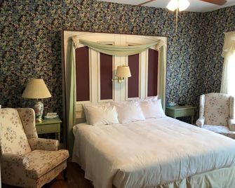 The Central House - Bar Harbor