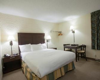 Inns of Virginia Arlington - Arlington - Schlafzimmer