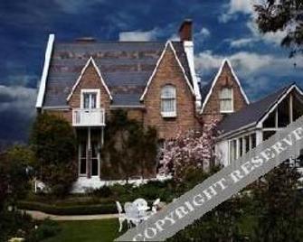 Lisburn House - Dunedin