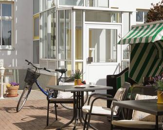 Parkhotel del Mar - Sassnitz - Patio