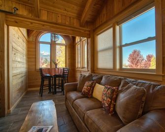 Mt. Joseph Lodge in Downtown Joseph: Unit #4 - Joseph - Sala de estar