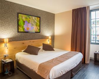 Hotel Le Turenne - Beaulieu-sur-Dordogne - Bedroom