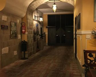 Hotel Amadeus - Caserta - Koridor