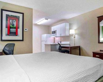Extended Stay America Suites - Huntsville - US Space and Rocket Center - האנטסוויל - חדר שינה