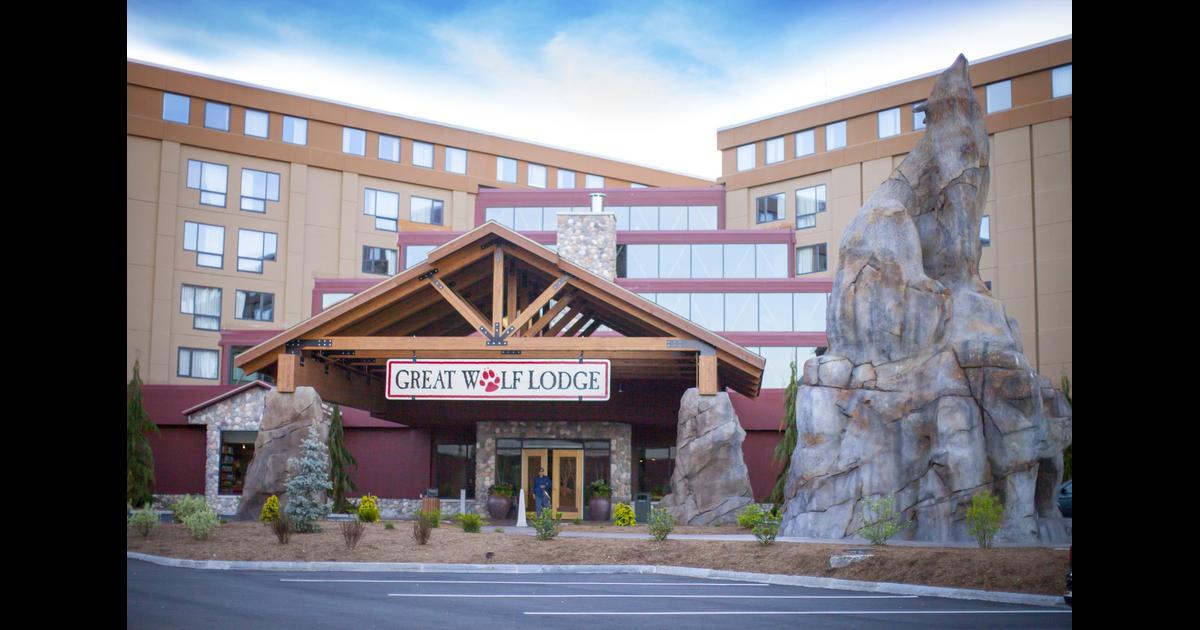 Great Wolf Lodge Boston Fitchburg   219     3  2  9     Fitchburg