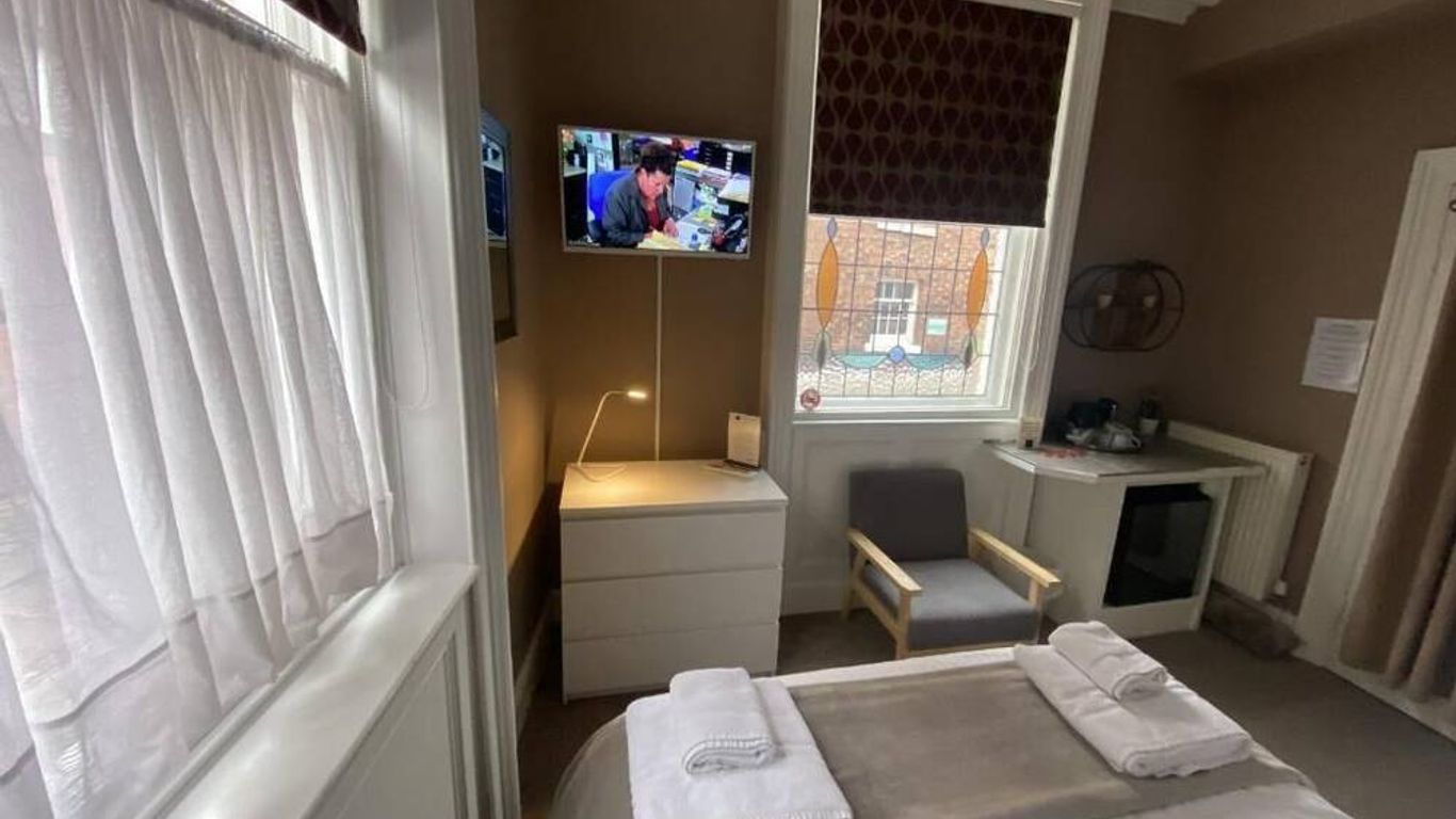 Grosvenor Place Guest House