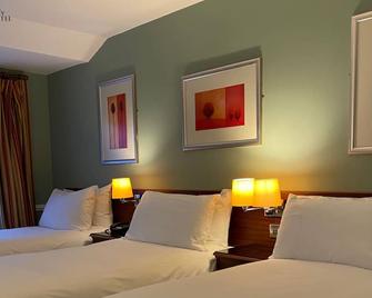 كيلارني كورت هوتل - كيلارنيي - غرفة نوم