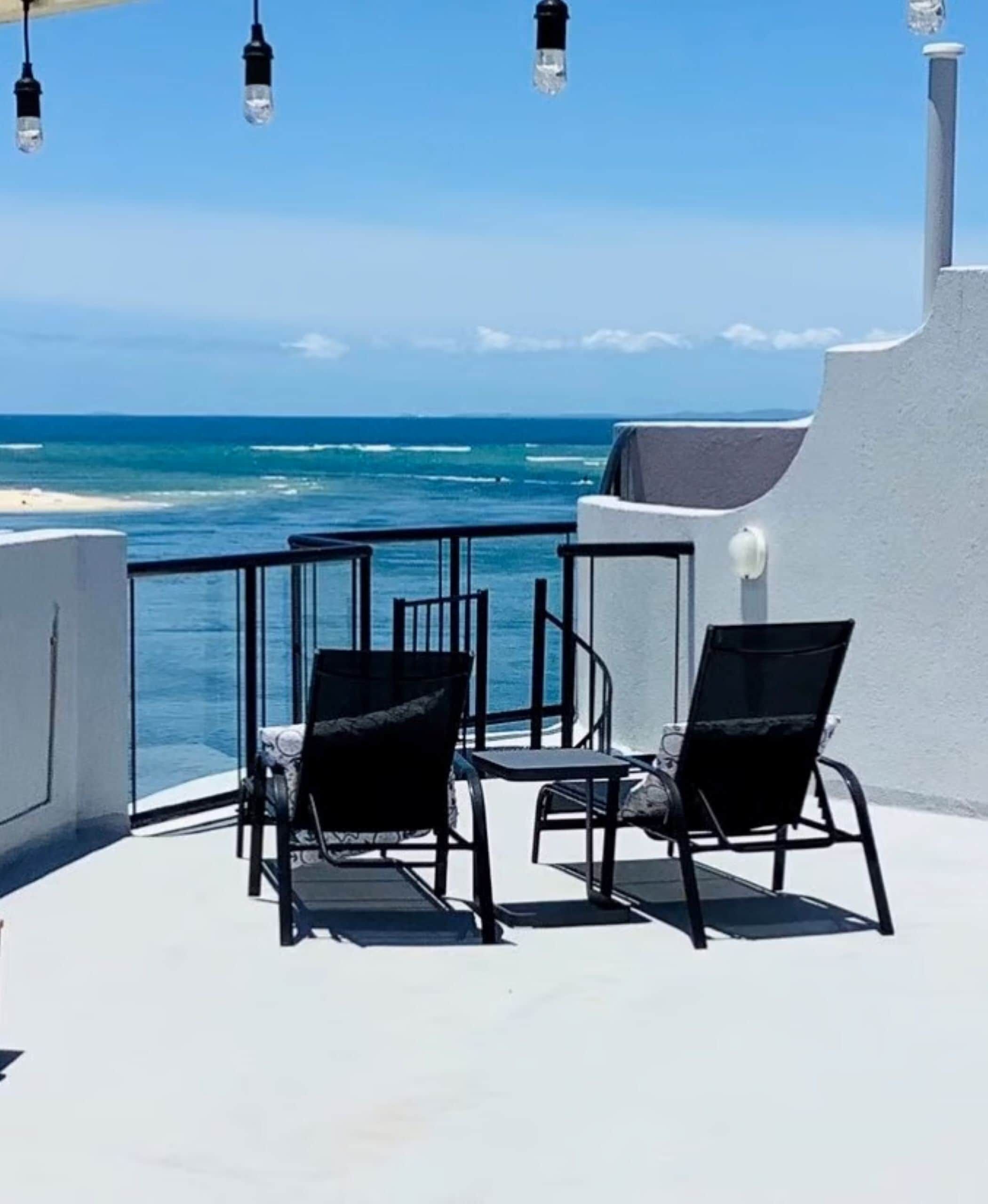 La Promenade Absolute Waterfront Apartments