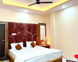 Shree Laxmi Palace - Orchha - Bedroom