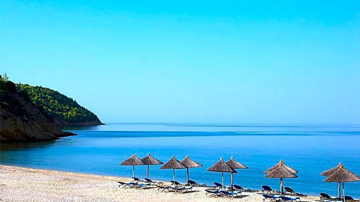 Kamari Beach Hotel