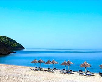 Kamari Beach Hotel - Thasos - Beach