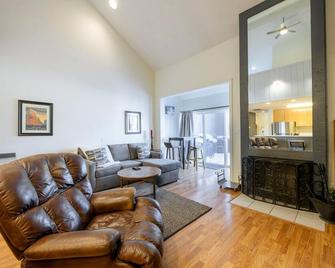 Three Kings Studio loft by Park City Vacations - Park City - Living room