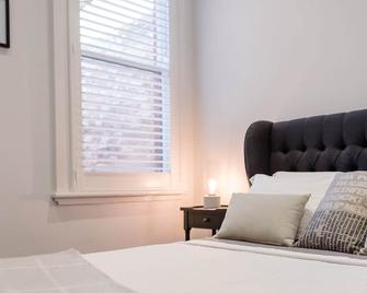 Bespoke On Main - Rutherglen - Slaapkamer