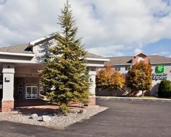 Holiday Inn Express St. Ignace-Lake Front - Saint Ignace - Building