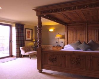 Three Horseshoes Country Inn - Leek - Bedroom