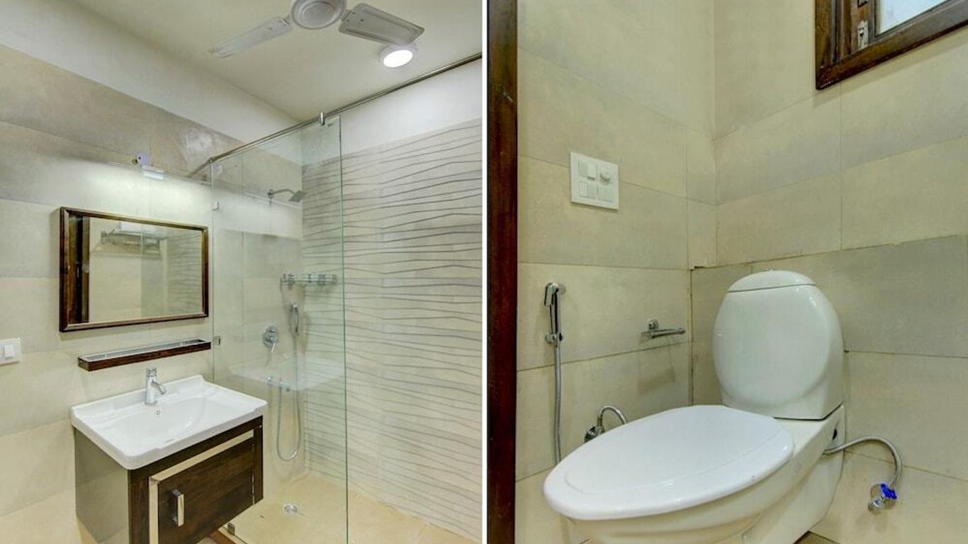 Navvada Regency By OYO Rooms