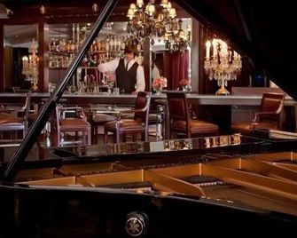 Petrona Eyle 450 - Buenos Aires - Bar