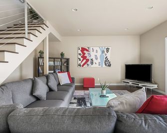 La Chic Stunning Views & Sunsets - Los Angeles - Living room