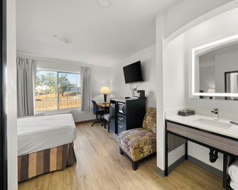 Ramada by Wyndham Ontario - Ontario