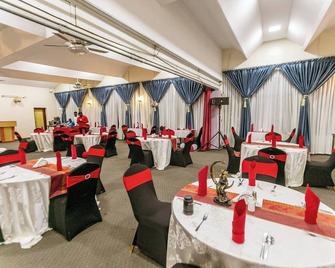 Cold Springs Hotel - Homabay - Homa Bay - Restaurante