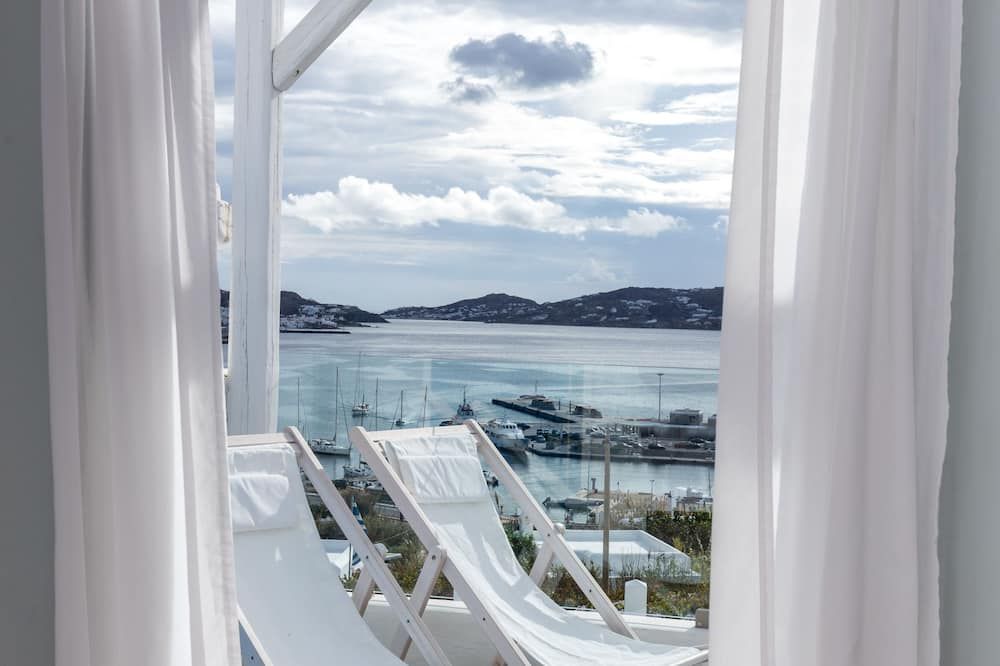 Rhenia Hotel - Tourlos - Balcony