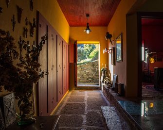 Ideal house for families or for rest - Mesao Frio - Chodba