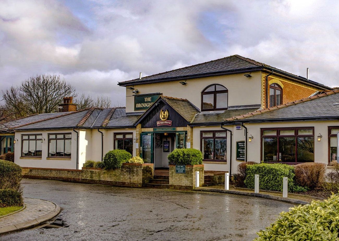 The Broughton Hotel by Greene King Inns - Milton Keynes - Edificio