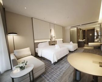 Wanda Jin Baise - Baise - Habitación
