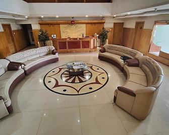 Hotel Kaveri International - Porbandar - Lobby