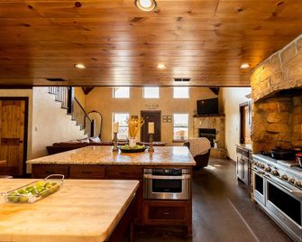 The Place - Sulphur Springs - Cocina