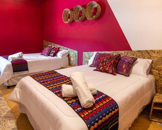 Why Not Hotel - Antigua Guatemala - Schlafzimmer