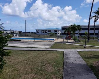 Beautiful Condo in Princess area of St Croix just west of Christiansted town - Christiansted - Pool