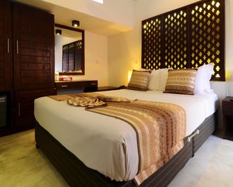 56 Deco By Dbi - גאלה - חדר שינה