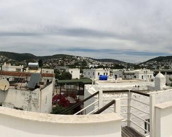 Hotel Asmin Bodrum - Bodrum - Balcony