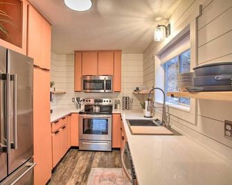 The Cottage · Relaxing Hayden Lake Cottage with Water Access - Hayden - Cocina