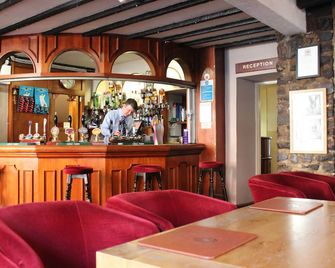 Old Kings Arms Hotel - Pembroke - Bar