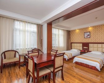 Taidong Hotel - تشينغداو - غرفة نوم