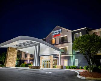 Fairfield Inn & Suites by Marriott Fredericksburg - פרדריקסברג - בניין