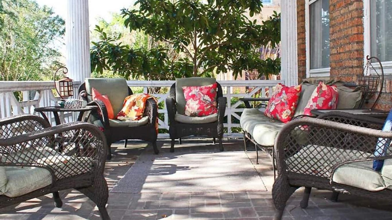 Port City Guest House