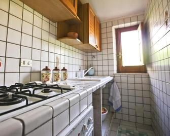 Leo Appartamenti Con Vista Panoramica - Erice - Kitchen