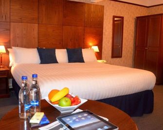 Heights Hotel - Isle of Portland - Bedroom