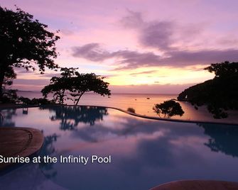 Fairways And Bluewater Boracay - Boracay