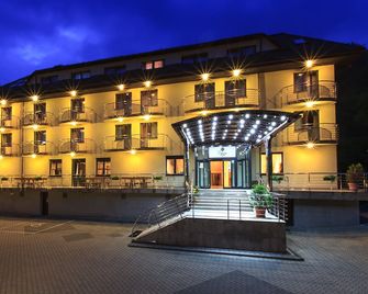 Hotel Vestina - Wisła - Building