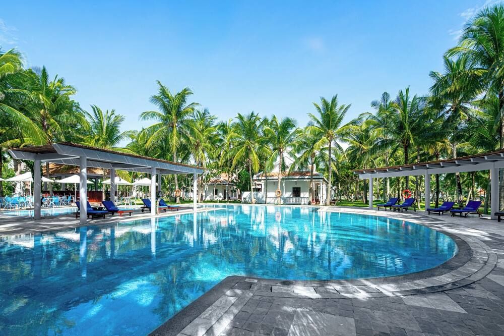 ار ا شلا بيلهامي بيتش ريزورت.