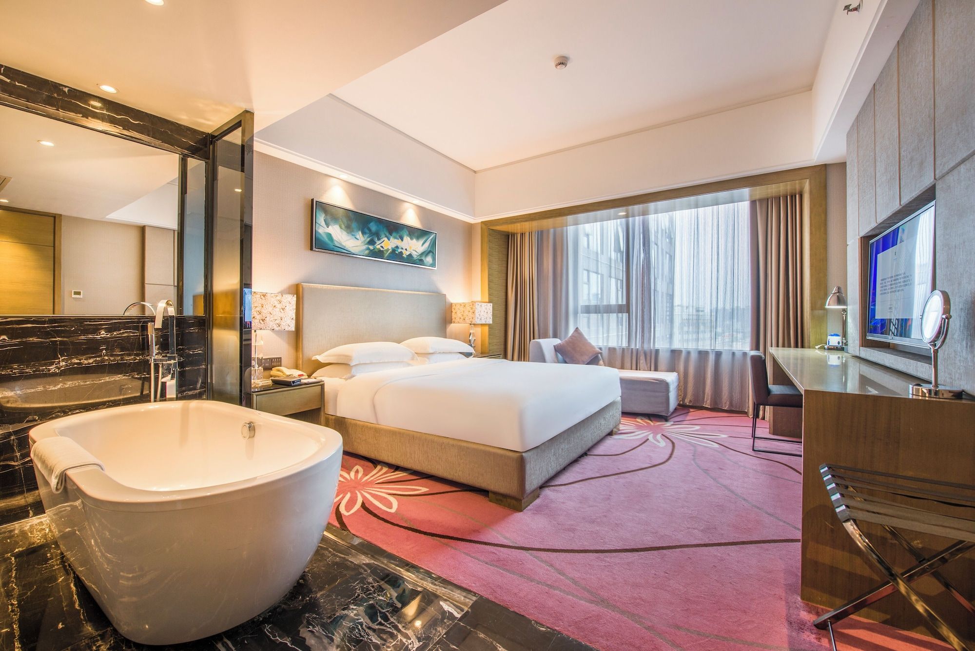 فندق لا بيرل إنترناشونال