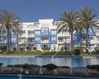 Cala Blanca, bajo, 2 dormitorios, by Bookindenia - Denia - Gebäude