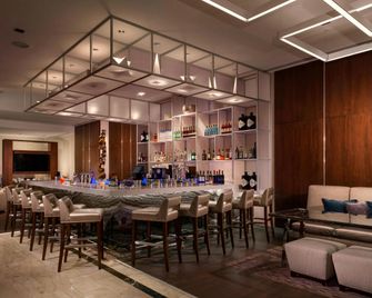 AC Hotels by Marriott New Orleans French Quarter - ניו אורלינס - בר