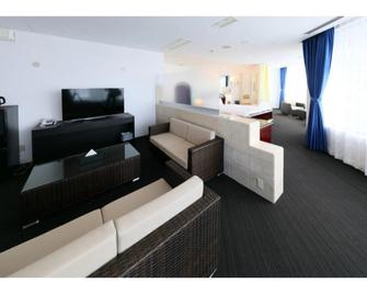 Libest Inn Amami - Setouchi - Living room