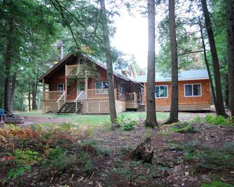 Waterfront Cabin 5 Min Boat Access Only, 30 Mins To Freeport Or Brunswick - Gardiner - Building