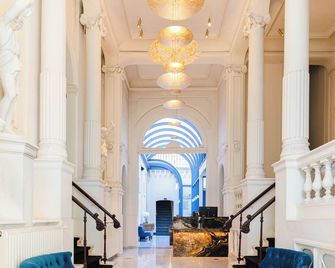 Golden Tree Hotel - Bruges
